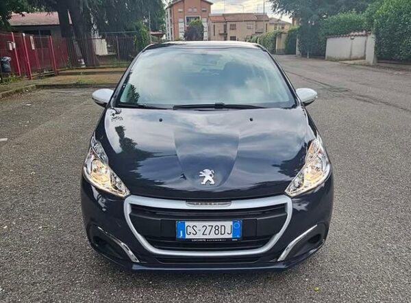 Peugeot 208 city in perfette condizioni generali