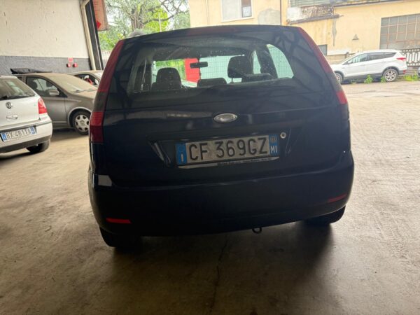 Ford Fiesta - Image 8